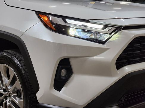 Used 2024 Toyota RAV4 XLE Premium image 13