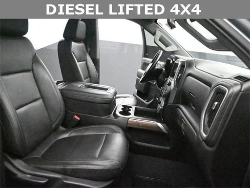 Used 2020 Chevrolet Silverado 1500 RST image 16