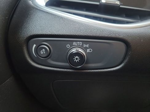 Used 2016 Chevrolet Malibu Premier w/ Driver Confidence Package image 22