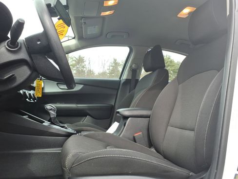 Used 2020 Kia Forte LXS image 8