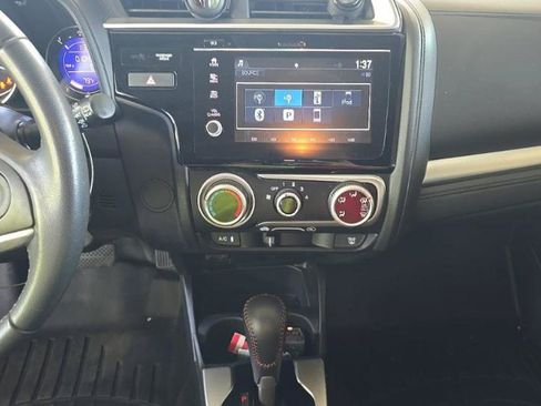 Used 2018 Honda Fit Sport image 13