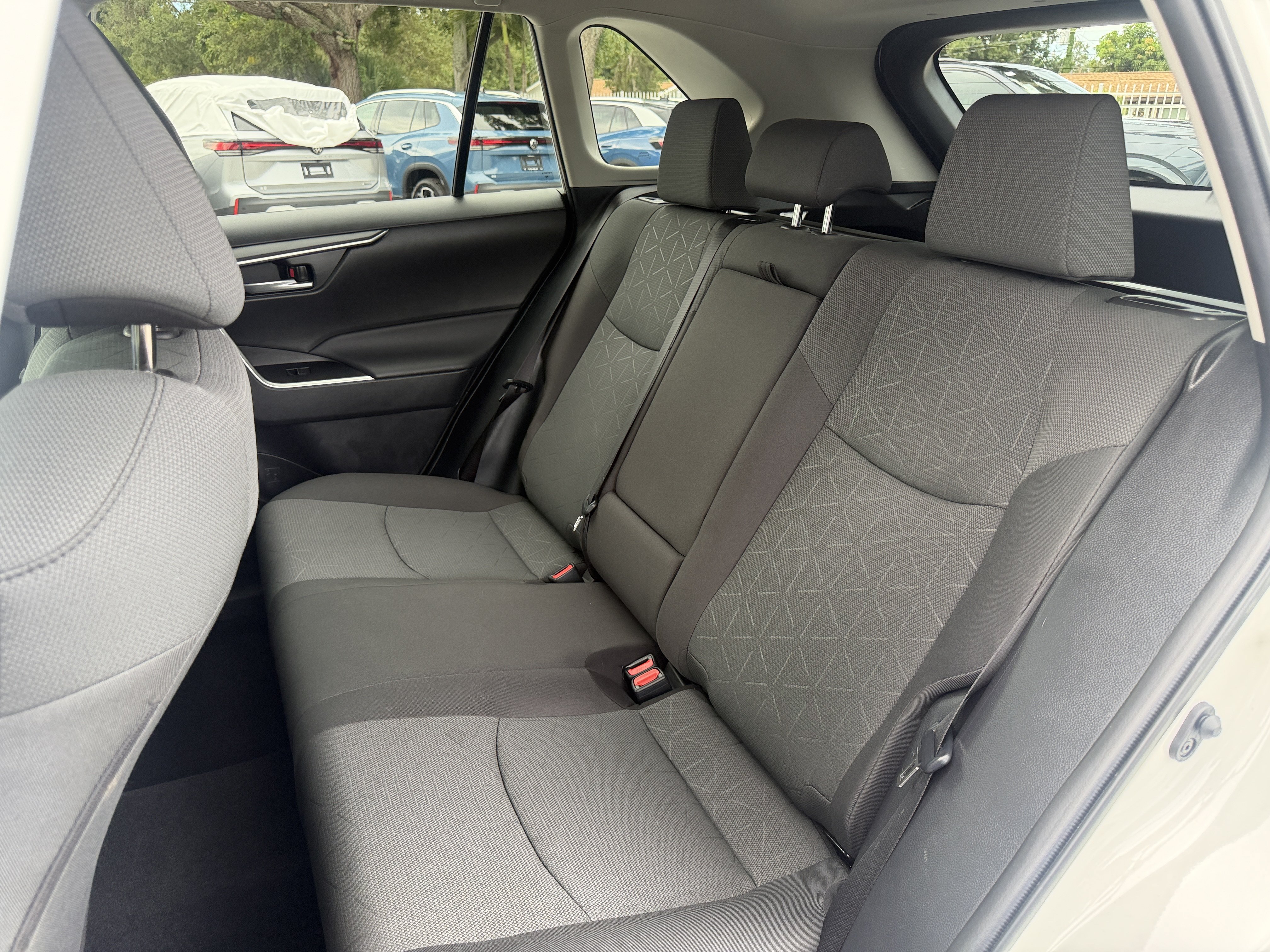 Used 2024 Toyota RAV4 XLE w/ Convenience Package FWD image 19
