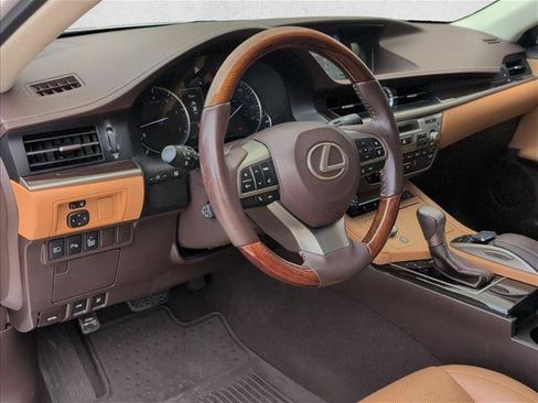 Used 2018 Lexus ES 350 w/ Luxury Package w/Wood Trim FWD image 13
