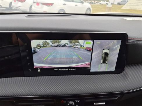 New 2025 Nissan Kicks SR w/ Illumination Package image 14