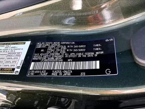 Used 2025 Lexus GX 550 w/ Accessory Package (Z1) image 35