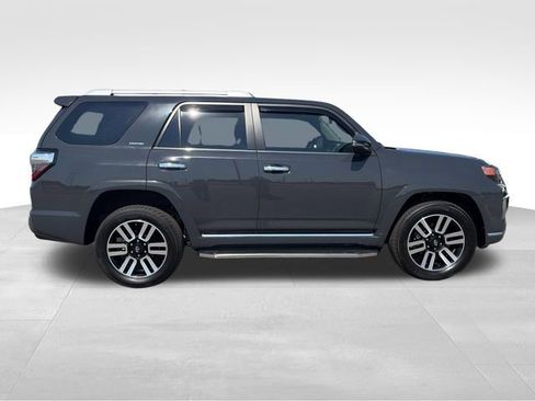 Used 2024 Toyota 4Runner Limited AWD/4WD image 9