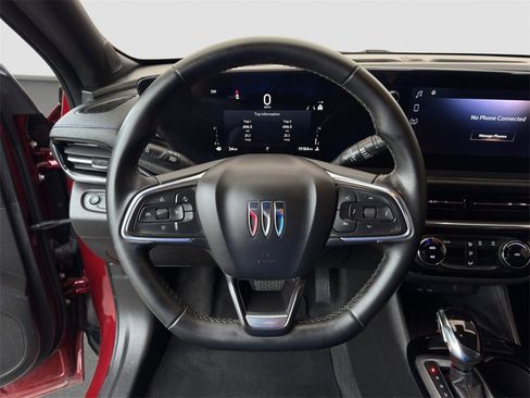 Used 2024 Buick Envista Sport Touring w/ Convenience II Package image 10