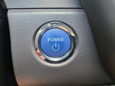 Used 2023 Toyota Camry XLE FWD image 30