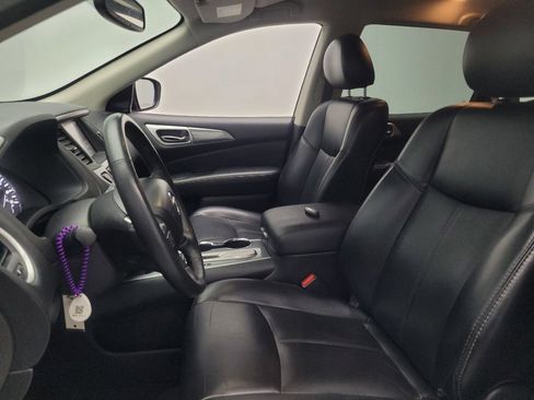 Used 2020 Nissan Pathfinder SL image 17