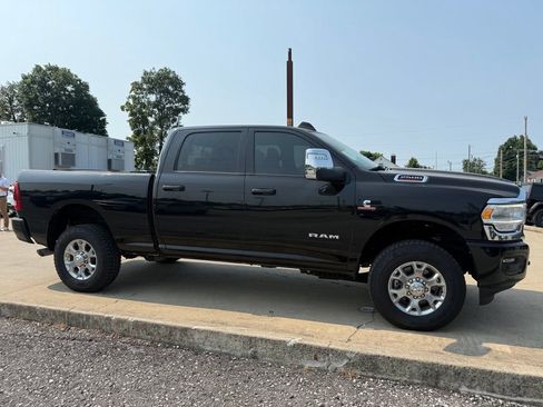 Used 2024 RAM 2500 Laramie w/ Safety Group AWD/4WD image 12