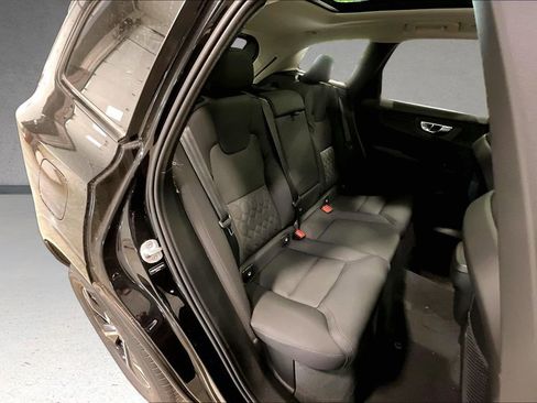 New 2026 Volvo XC60 B5 Core w/ Climate Package AWD/4WD image 10