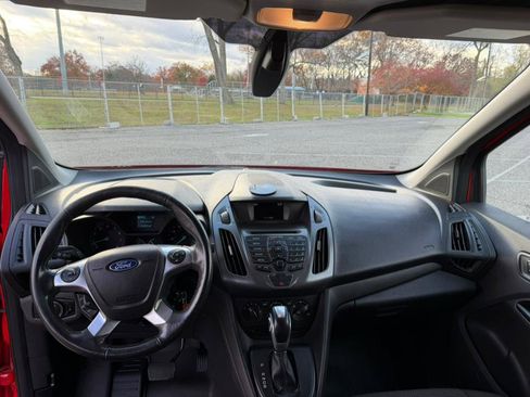 Used 2018 Ford Transit Connect XL image 9