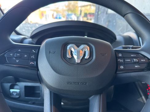 New 2026 RAM ProMaster 1500 w/ Quick Order Package 22G SLT image 21