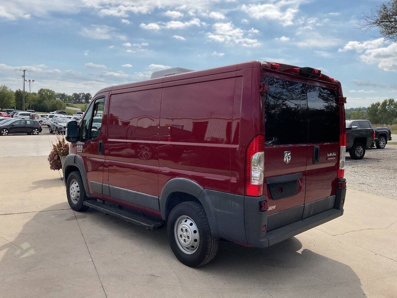 Used 2017 RAM ProMaster 1500 w/ Premium Appearance Group FWD image 6