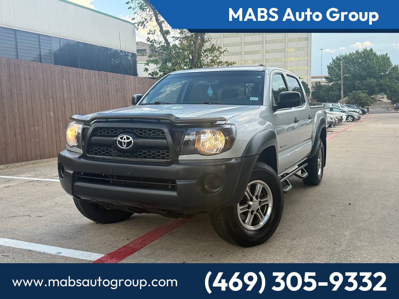 Used 2011 Toyota Tacoma PreRunner w/ Convenience Pkg RWD image 1