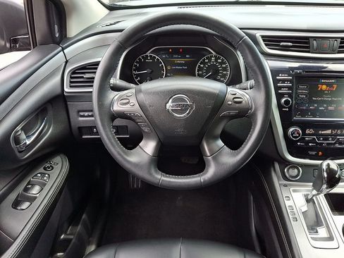 Used 2023 Nissan Murano SV AWD/4WD image 2