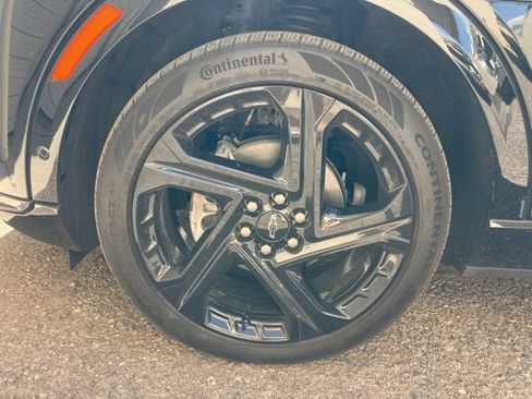 Used 2024 Chevrolet Equinox EV RS image 26