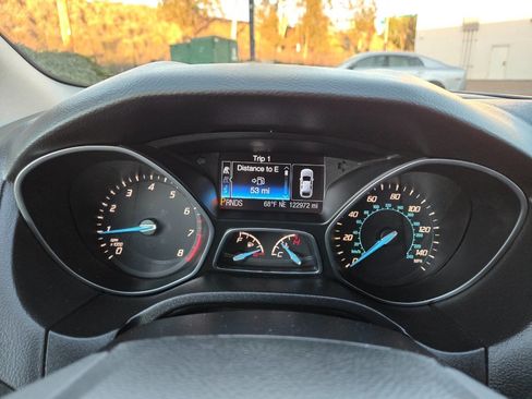 Used 2013 Ford Focus Titanium image 39