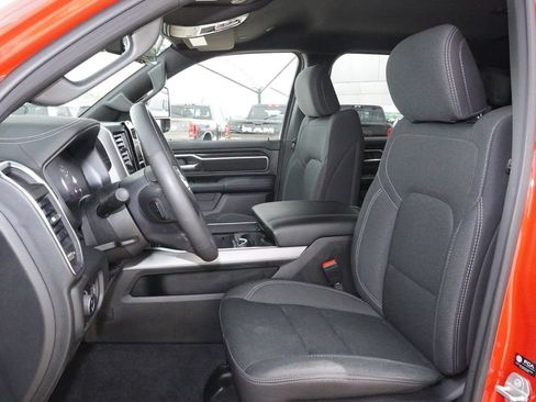 Used 2025 RAM 1500 Big Horn AWD/4WD image 30
