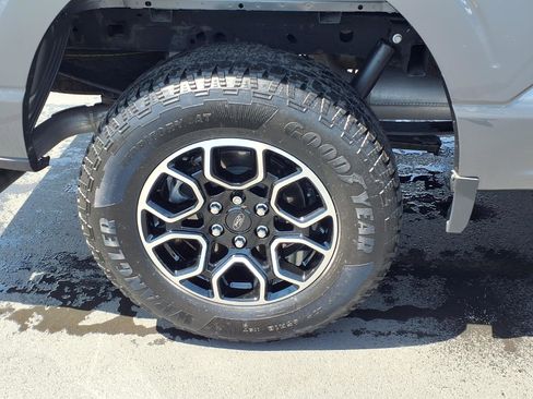 Used 2023 Ford F150 4x4 SuperCrew image 28