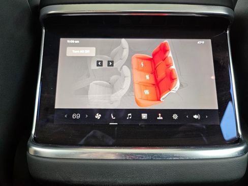 Used 2022 Tesla Model S AWD image 62