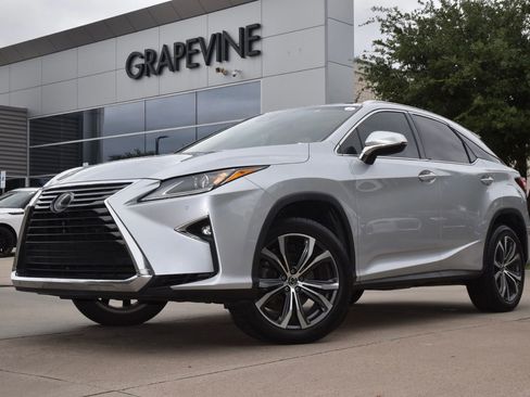 Used 2018 Lexus RX 350 AWD w/ Premium Package image 2