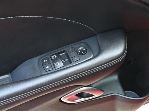 Used 2019 Dodge Challenger R/T Scat Pack w/ Shaker Package image 31