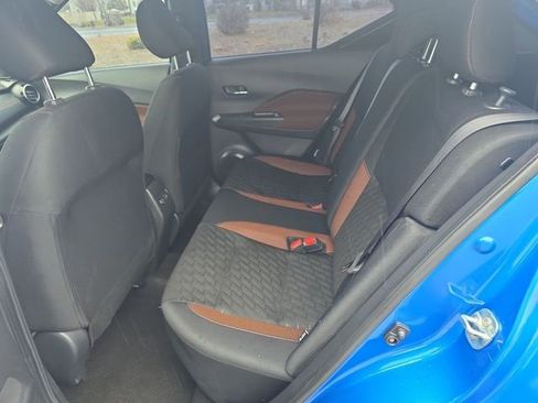 Used 2023 Nissan Kicks SR image 16