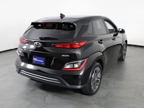 Certified 2023 Hyundai Kona SE image 16