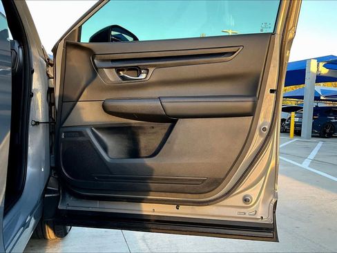 Used 2023 Honda CR-V Sport image 22