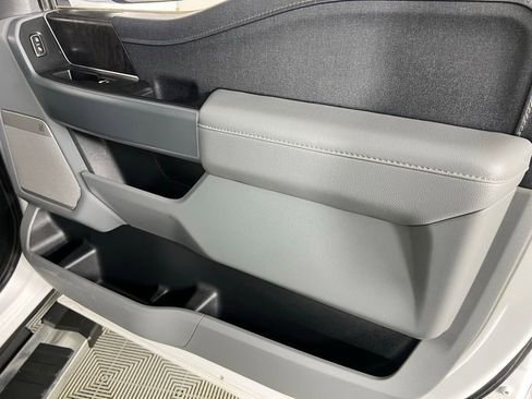 Used 2023 Ford F150 Lariat image 33