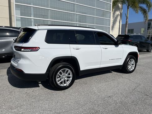 Used 2025 Jeep Grand Cherokee L Laredo AWD/4WD image 10