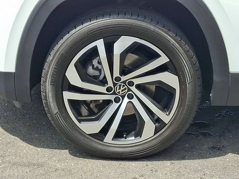 Used 2022 Volkswagen Atlas Cross Sport SEL AWD/4WD image 8