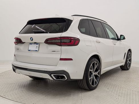 Used 2021 BMW X5 xDrive40i w/ M Sport Package image 9