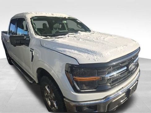 Used 2024 Ford F150 XLT w/ Tow/Haul Package image 3