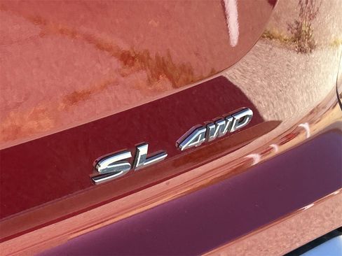 Certified 2023 Nissan Pathfinder SL image 6