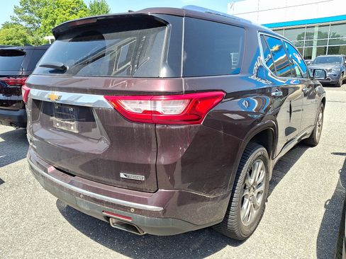 Used 2018 Chevrolet Traverse Premier AWD/4WD image 6