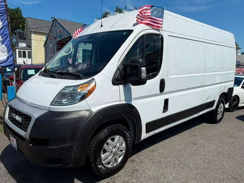 Used 2019 RAM ProMaster 2500 w/ Interior Convenience Group FWD image 12