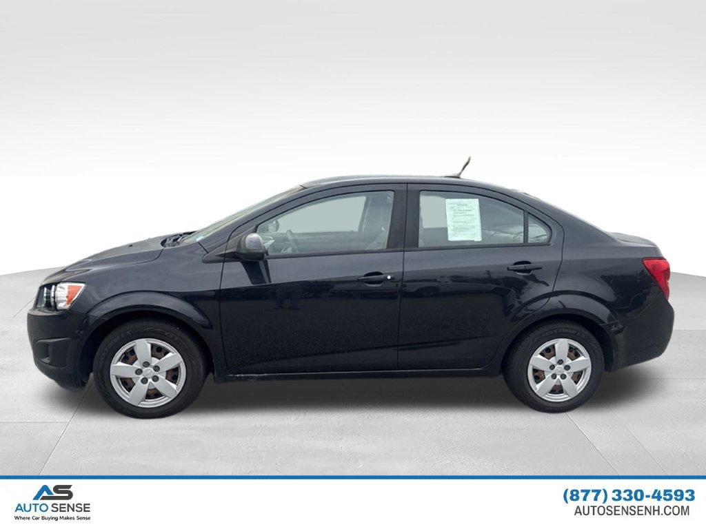 Used 2014 Chevrolet Sonic LS FWD image 2