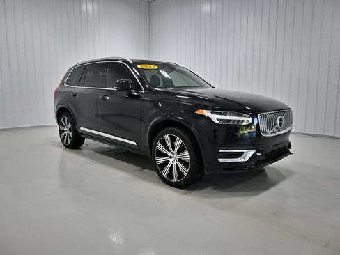 Used 2021 Volvo XC90 T8 Inscription w/ Advanced Package AWD/4WD image 3