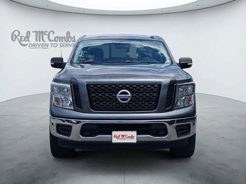 Used 2019 Nissan Titan SV w/ SV Convenience Package AWD/4WD image 8