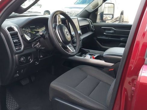 Used 2025 RAM 1500 Big Horn AWD/4WD image 16
