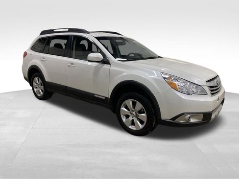 Used 2012 Subaru Outback 2.5i Limited image 5