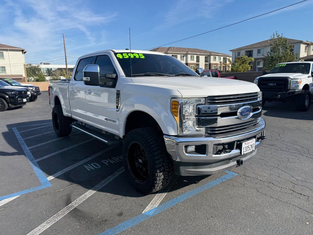 Used 2017 Ford F250 Lariat w/ Lariat Ultimate Package AWD/4WD image 1