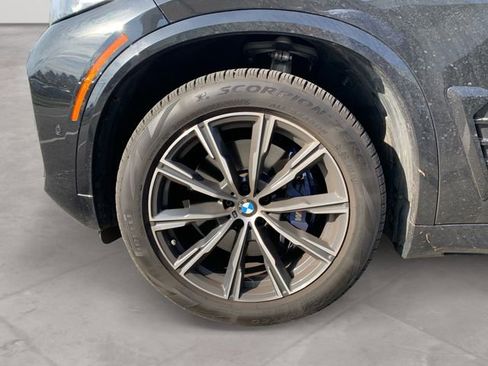 Used 2024 BMW X5 xDrive40i w/ M Sport Package image 14