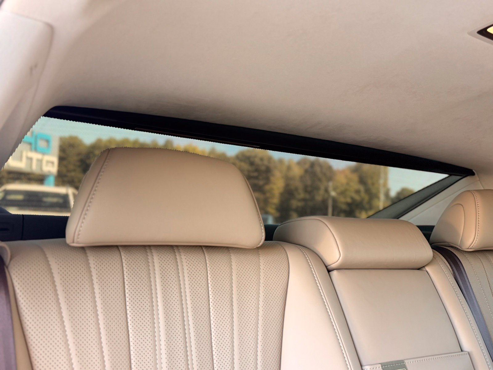Used 2020 Lexus LS 500 w/ Interior Upgrade Package RWD image 40