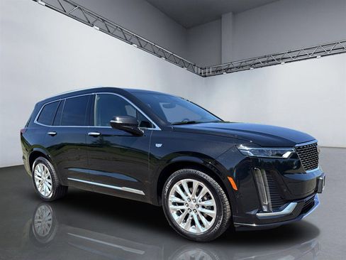 Used 2020 Cadillac XT6 Premium Luxury w/ Platinum Package AWD/4WD image 9