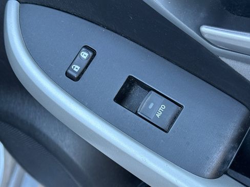 Used 2012 Toyota Prius Three image 22