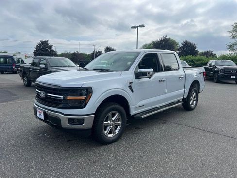 New 2025 Ford F150 XLT w/ Equipment Group 302A MID image 3