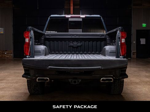 Used 2019 Chevrolet Silverado 1500 LT Trail Boss image 9